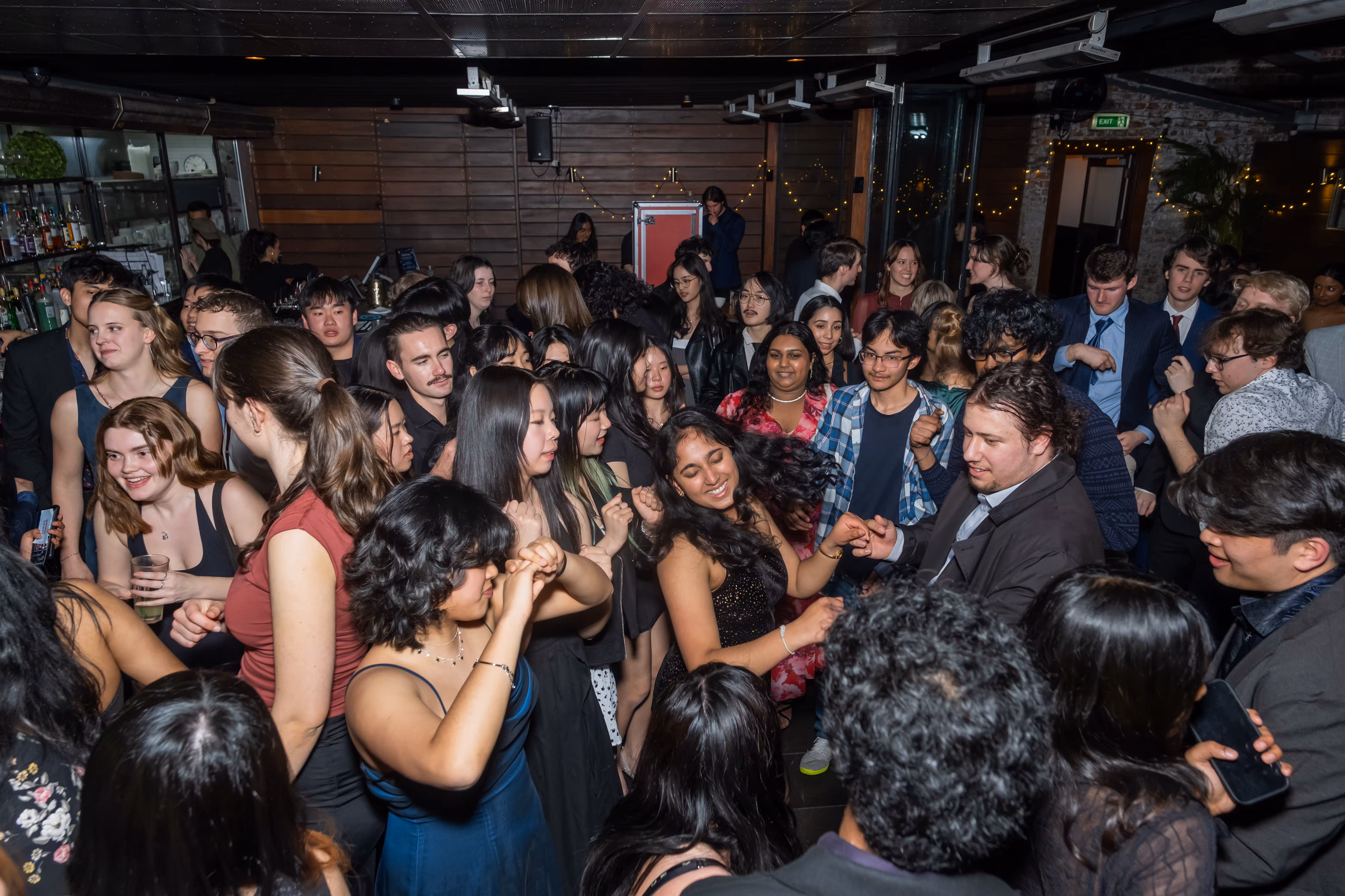 dancing at clubs cocktail night